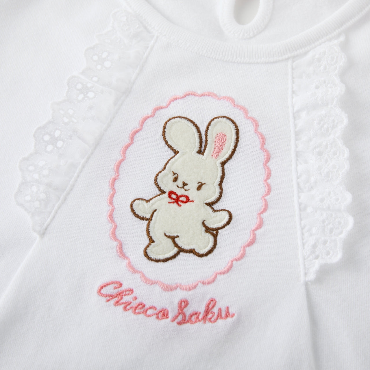 Chieco Saku Dewdrop Jewels Cameo Motif Tee
